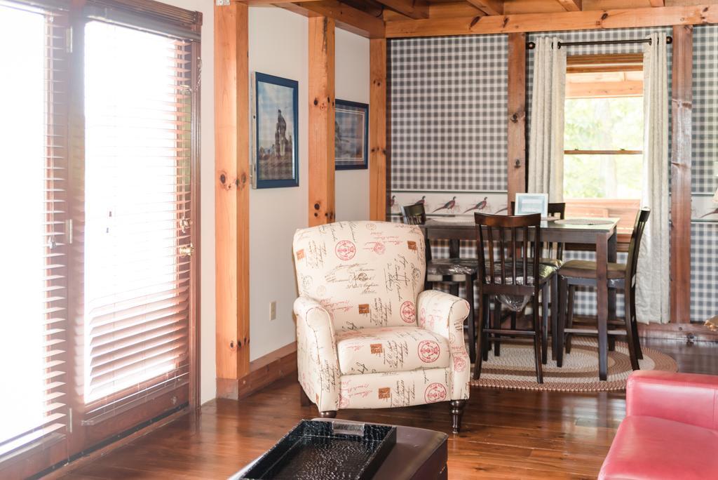 The Lake House A Hidden Gem Sleeps 4 Columbia Экстерьер фото